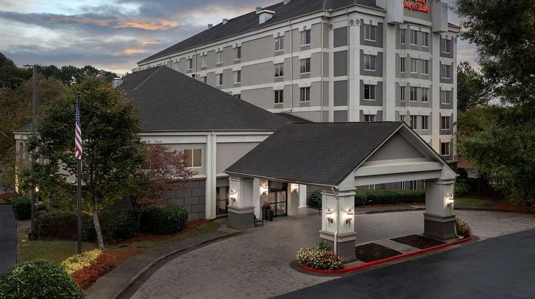 <b>Hampton Inn & Suites Alpharetta Exterior</b>. Images powered by <a href="https://iceportal.shijigroup.com/" title="IcePortal" target="_blank">IcePortal</a>.