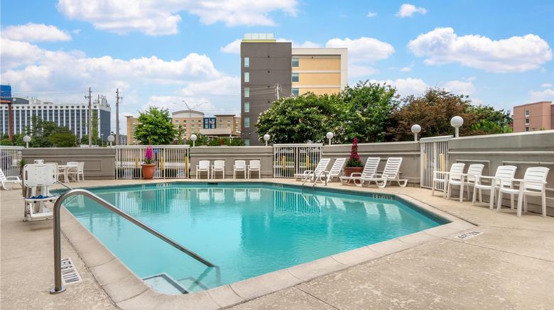 <b>Hampton Inn & Suites-Atlanta Airport N Pool</b>. Images powered by <a href="https://iceportal.shijigroup.com/" title="IcePortal" target="_blank">IcePortal</a>.