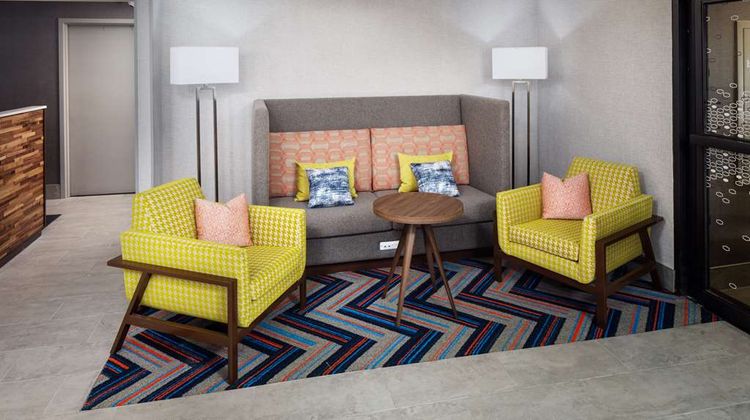 Hampton Inn Atlanta Northlake Lobby