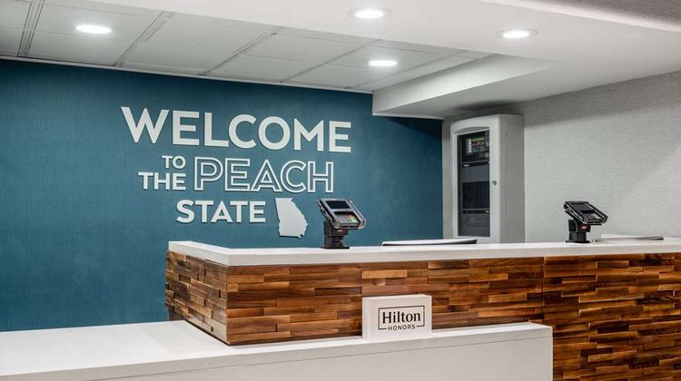 Hampton Inn Peachtree Corners Norcross Lobby