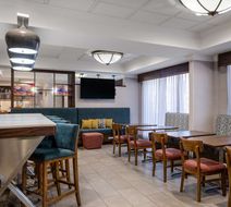 Hampton Inn Peachtree Corners Norcross Lobby