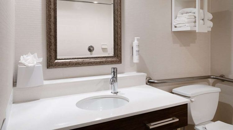 Hampton Inn Peachtree Corners Norcross Room