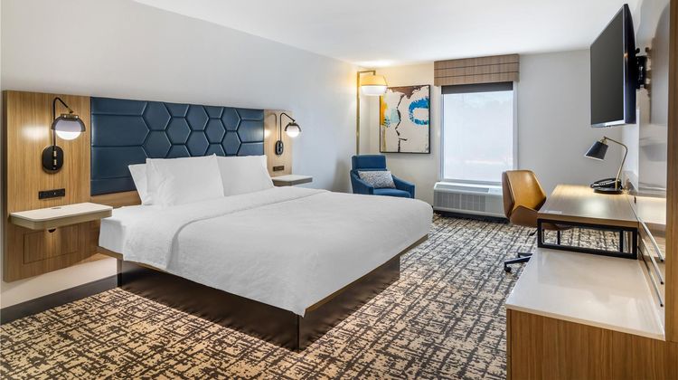Hampton Inn Stockbridge Room
