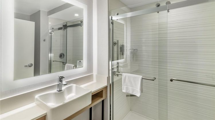 Hampton Inn Stockbridge Room