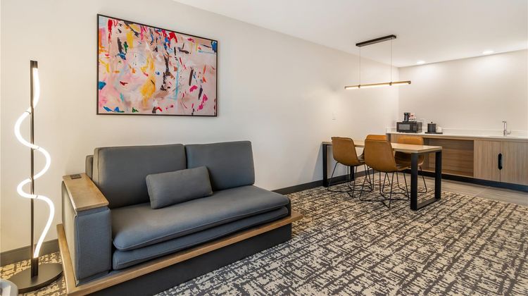 Hampton Inn Stockbridge Room
