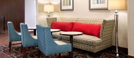 Hampton Inn Stockbridge Lobby