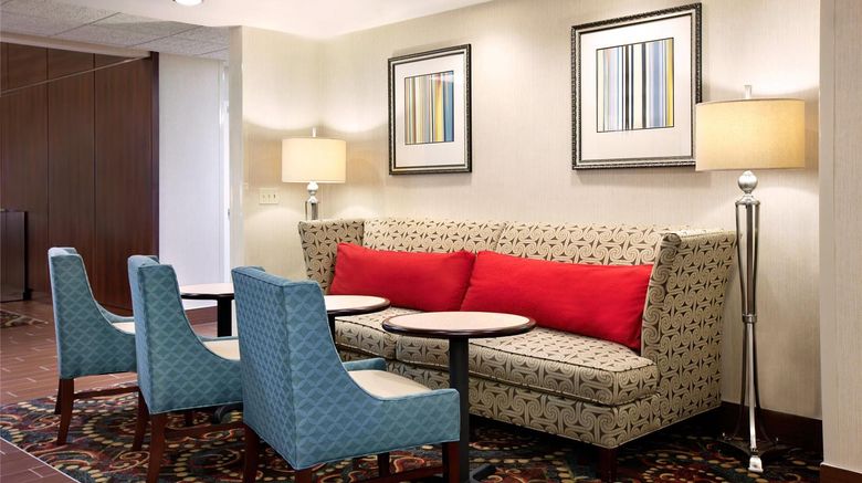 <b>Hampton Inn Stockbridge Lobby</b>. Images powered by <a href="https://iceportal.shijigroup.com/" title="IcePortal" target="_blank">IcePortal</a>.