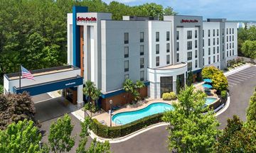Hampton Inn & Suites Atlanta-Six Flags