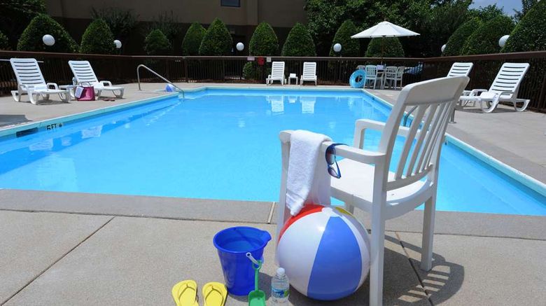 <b>Hampton Inn Southlake Pool</b>. Images powered by <a href="https://iceportal.shijigroup.com/" title="IcePortal" target="_blank">IcePortal</a>.