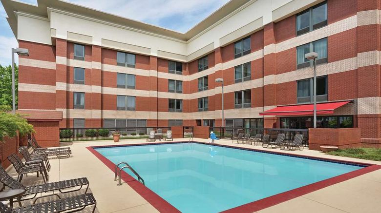 <b>Hampton Inn Atlanta/Stone Mountain Pool</b>. Images powered by <a href="https://iceportal.shijigroup.com/" title="IcePortal" target="_blank">IcePortal</a>.
