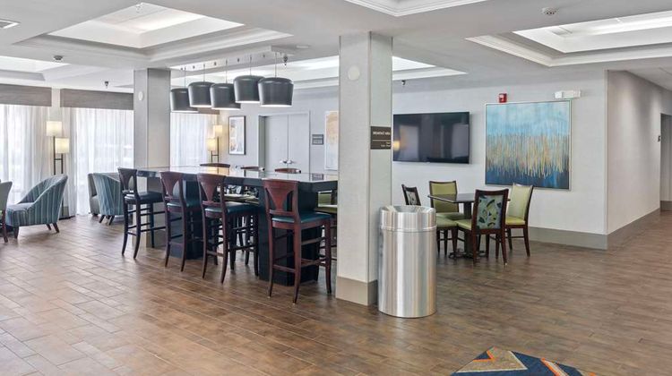 Hampton Inn Atlanta-Woodstock Lobby