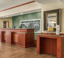 Hampton Inn Athens Lobby