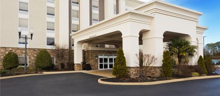 Hampton Inn & Suites Lanett-West Point Exterior