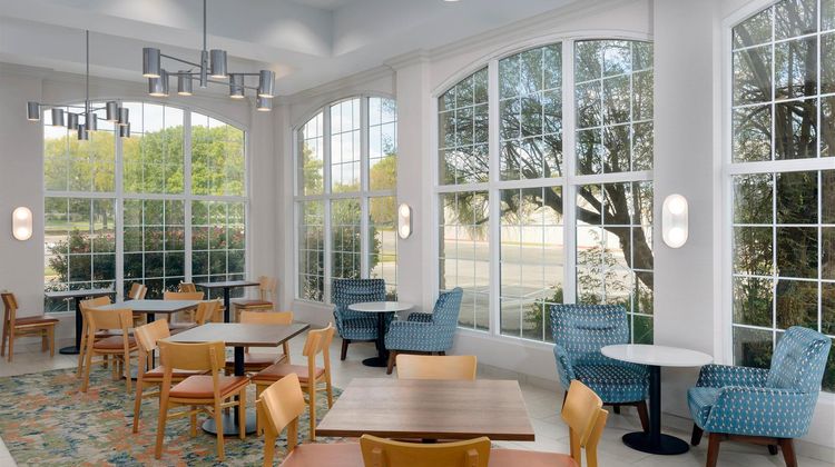Hampton Inn & Suites Austin Airport Restaurant