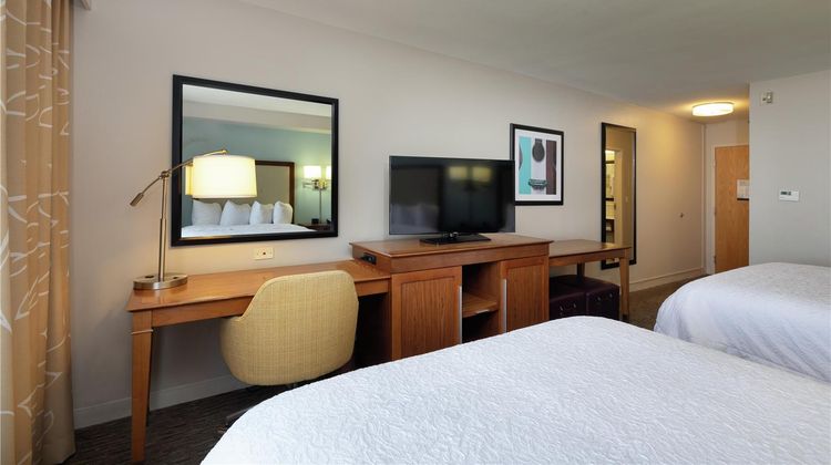 Hampton Inn & Suites Austin Airport Room