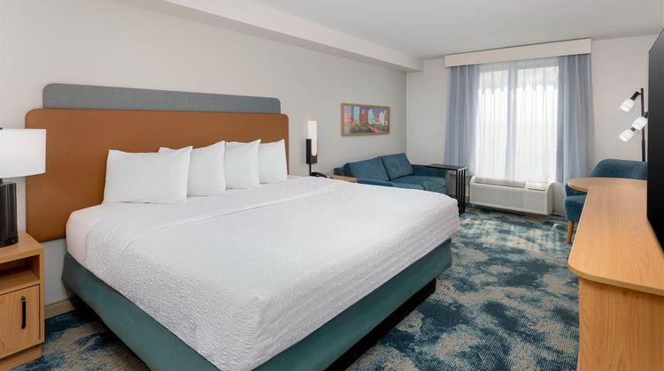 Hampton Inn & Suites Austin Airport Room