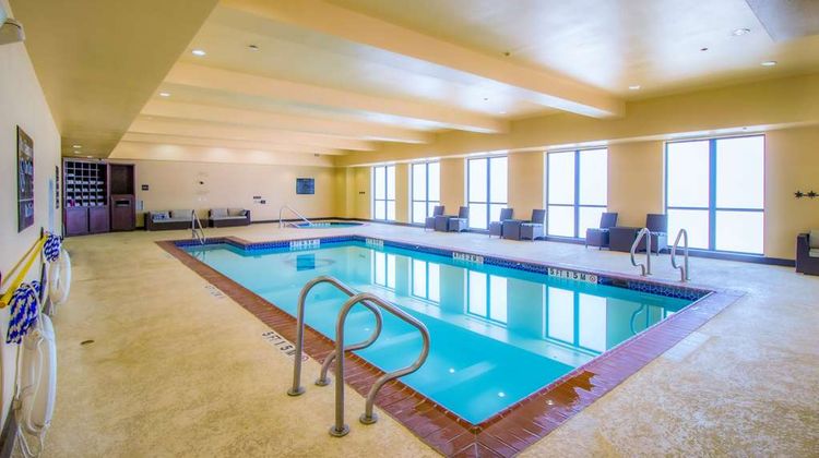 Hampton Inn & Suites Bastrop Pool