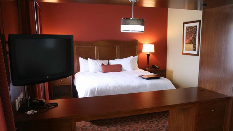 Hampton Inn & Suites Bastrop Room