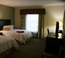 Hampton Inn La Grange Room