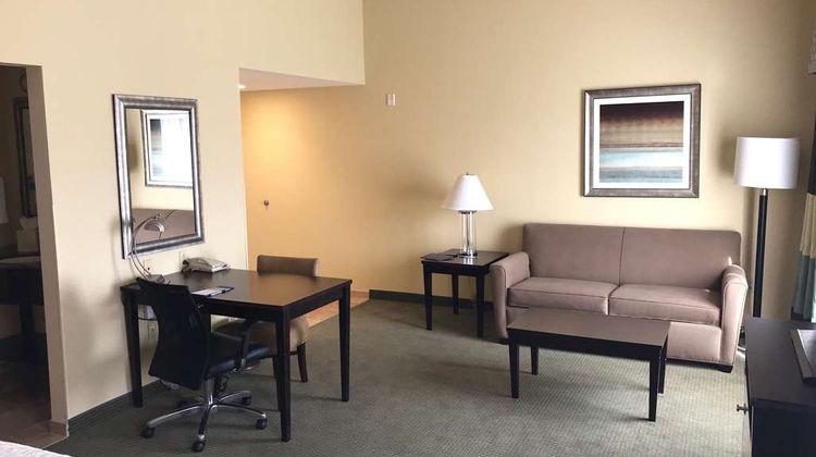 Hampton Inn & Suites Austin-Lakeway Room
