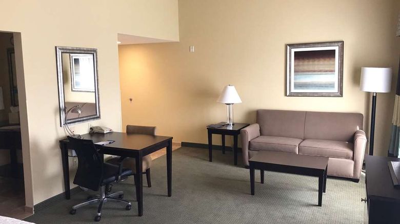 <b>Hampton Inn & Suites Austin-Lakeway Room</b>. Images powered by <a href="https://iceportal.shijigroup.com/" title="IcePortal" target="_blank">IcePortal</a>.