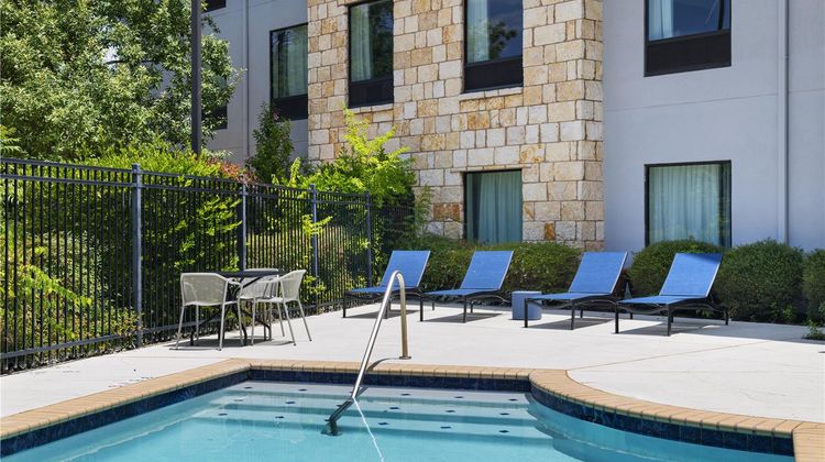 Hampton Inn & Suites Austin-Lakeway Pool