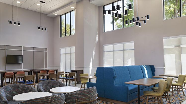 Hampton Inn & Suites Austin-Lakeway Restaurant