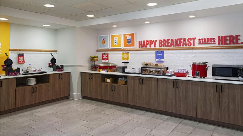 <b>Hampton Inn & Suites Austin-Lakeway Restaurant</b>. Images powered by <a href="https://iceportal.shijigroup.com/" title="IcePortal" target="_blank">IcePortal</a>.
