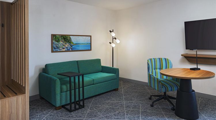 Hampton Inn & Suites Austin-Lakeway Room