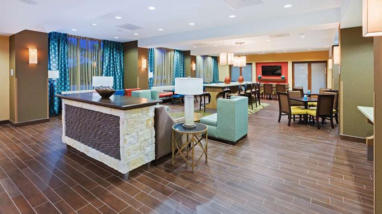 Hampton Inn Austin/Oak Hill Lobby