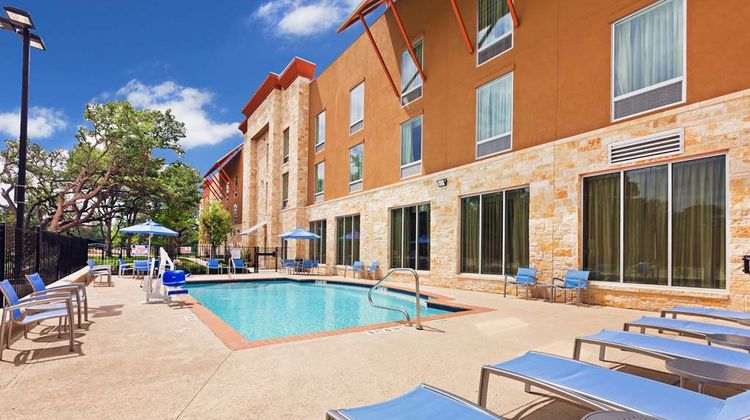 Hampton Inn Austin/Oak Hill Pool