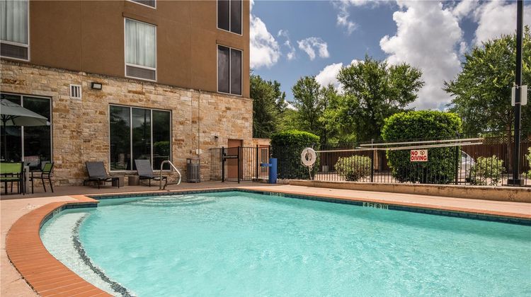 Hampton Inn Austin/Oak Hill Pool
