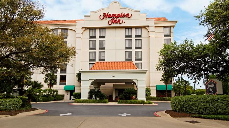 <b>Hampton Inn Austin Airport Area South Exterior</b>. Images powered by <a href="https://iceportal.shijigroup.com/" title="IcePortal" target="_blank">IcePortal</a>.