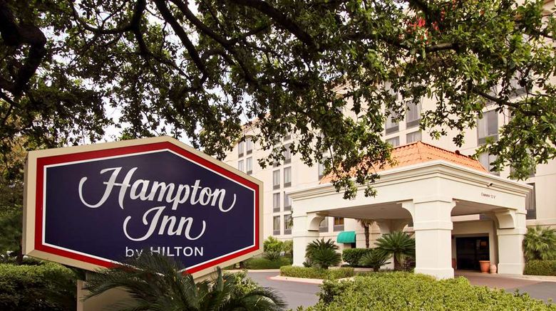 <b>Hampton Inn Austin Airport Area South Exterior</b>. Images powered by <a href="https://iceportal.shijigroup.com/" title="IcePortal" target="_blank">IcePortal</a>.