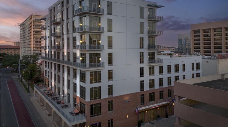 Hampton Inn & Suites Austin University Exterior