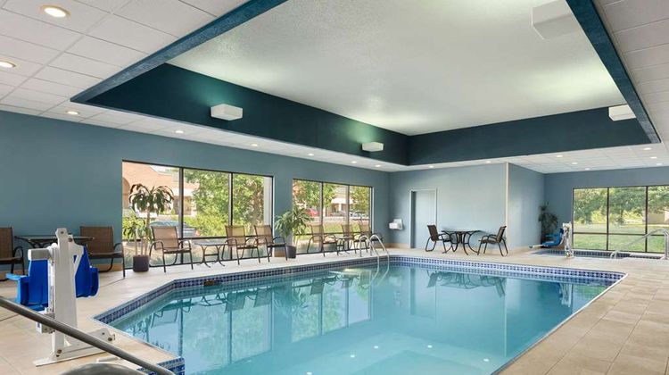 Hampton Inn Wausau Pool