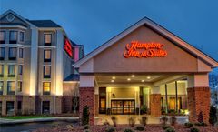 Hampton Inn & Suites Asheville Airport