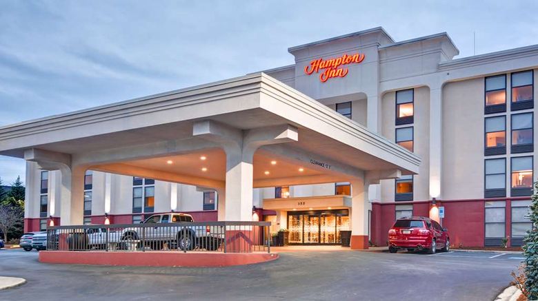 <b>Hampton Inn Hendersonville Exterior</b>. Images powered by <a href="https://iceportal.shijigroup.com/" title="IcePortal" target="_blank">IcePortal</a>.