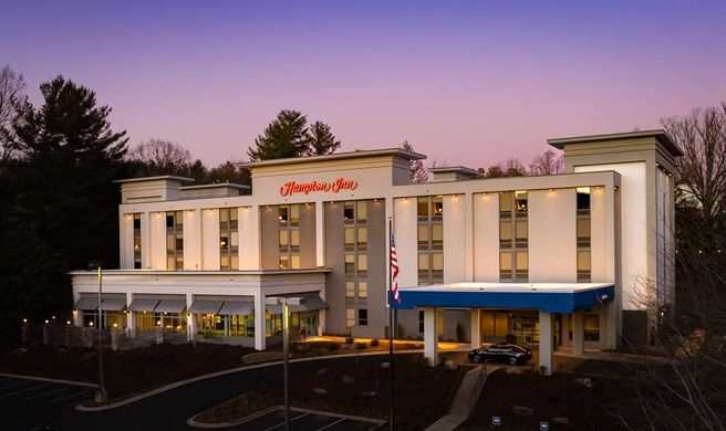 Hampton Inn Asheville-Tunnel Rd Exterior
