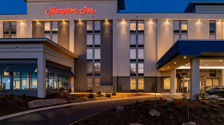 <b>Hampton Inn Asheville-Tunnel Rd Exterior</b>. Images powered by <a href="https://iceportal.shijigroup.com/" title="IcePortal" target="_blank">IcePortal</a>.
