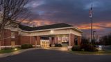 <b>Hampton Inn & Suites Newtown Exterior</b>. Images powered by <a href="https://iceportal.shijigroup.com/" title="IcePortal" target="_blank">IcePortal</a>.