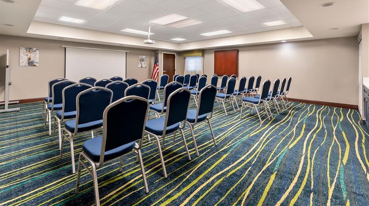 Hampton Inn & Suites Newtown Meeting
