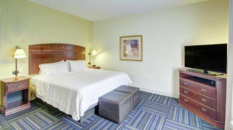 <b>Hampton Inn & Suites Alexandria Other</b>. Images powered by <a href="https://iceportal.shijigroup.com/" title="IcePortal" target="_blank">IcePortal</a>.