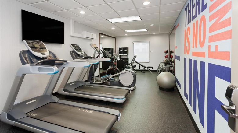 <b>Hampton Inn & Suites Alexandria Health</b>. Images powered by <a href="https://iceportal.shijigroup.com/" title="IcePortal" target="_blank">IcePortal</a>.