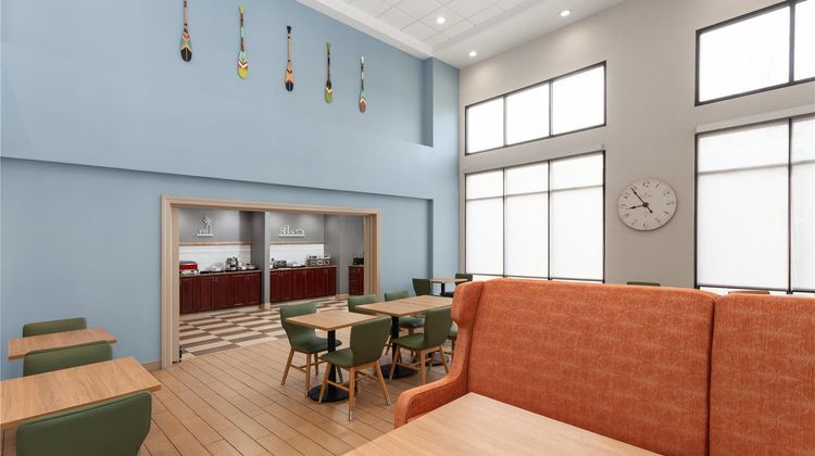 Hampton Inn & Suites Alexandria Restaurant