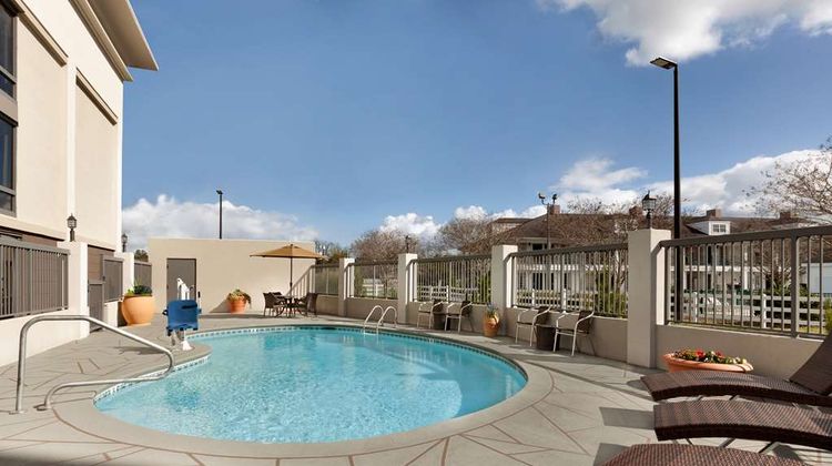 Hampton Inn Waycross Pool