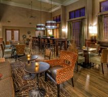 Hampton Inn & Suites Kalamazoo-Oshtemo Lobby