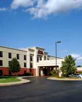 Hampton Inn & Suites Kalamazoo-Oshtemo