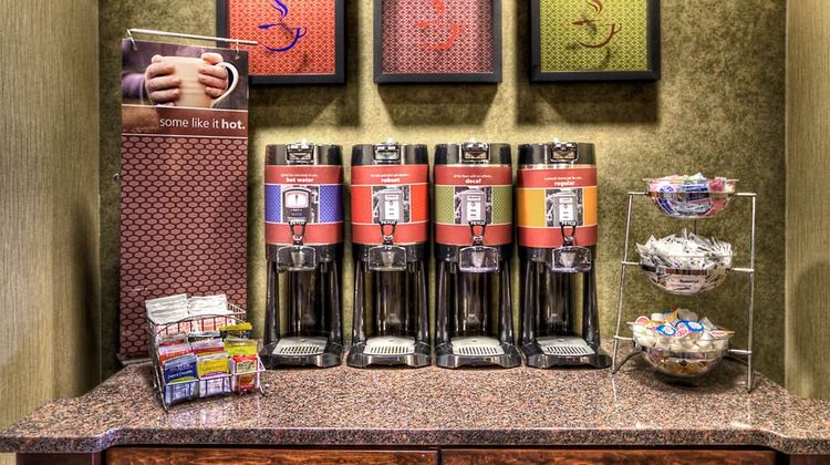 Hampton Inn & Suites Kalamazoo-Oshtemo Restaurant