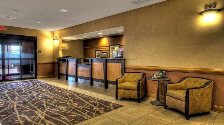 Hampton Inn & Suites Kalamazoo-Oshtemo Lobby